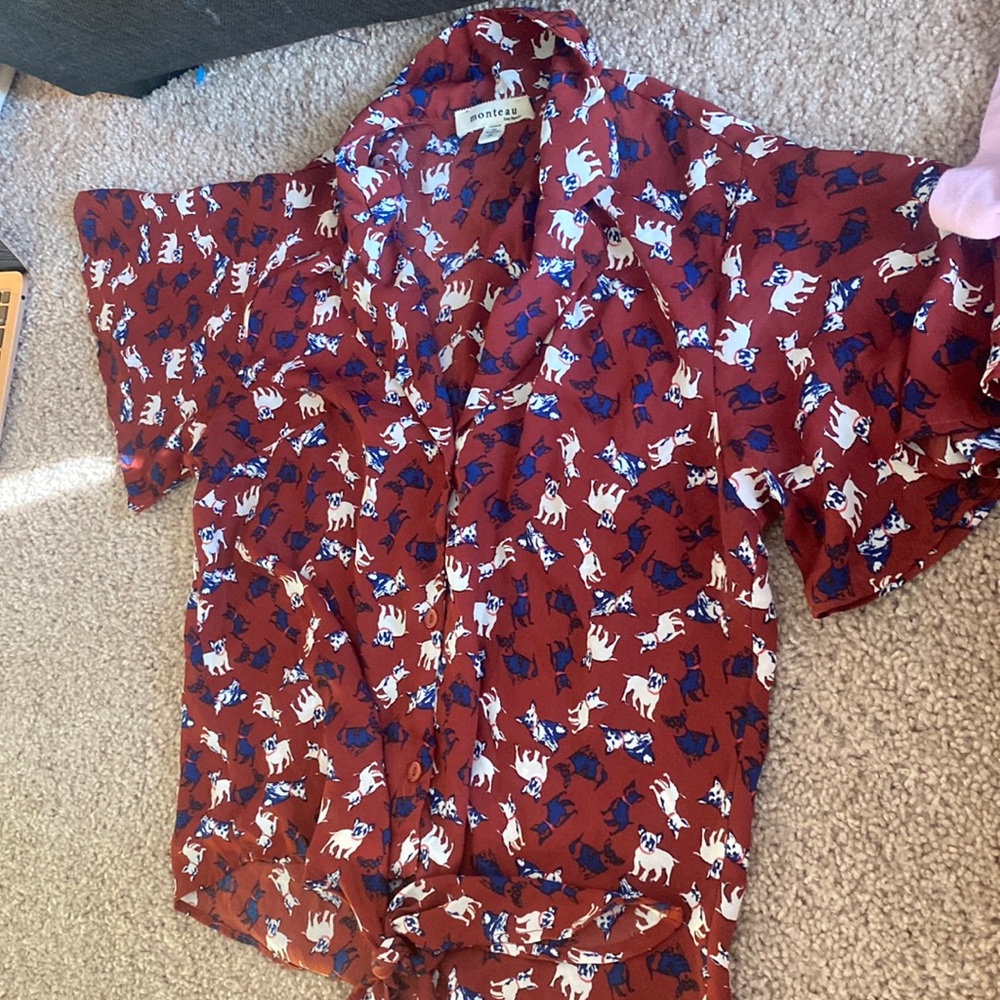 Maroon tie front shirt with blue dogs pattern